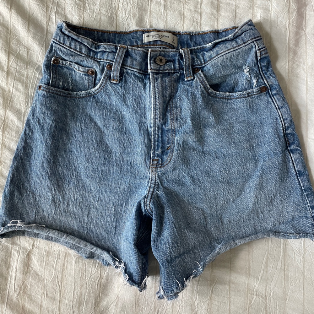 Abercrombie High Rise Dad Short